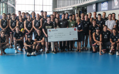 Players donate $10,000 to Carlton Respects